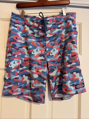 Vineyard Vines Coral, Navy & Light Blue Camo Swim Shorts